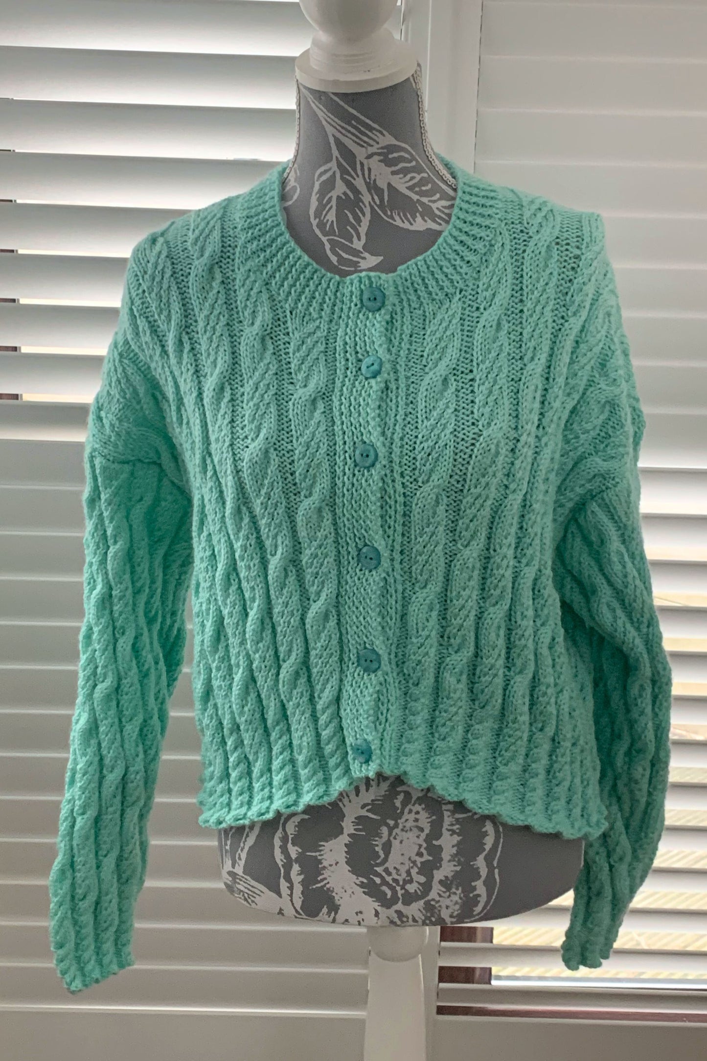 Ladies Short Length Cable Cardigan UK 14 - Mint Green