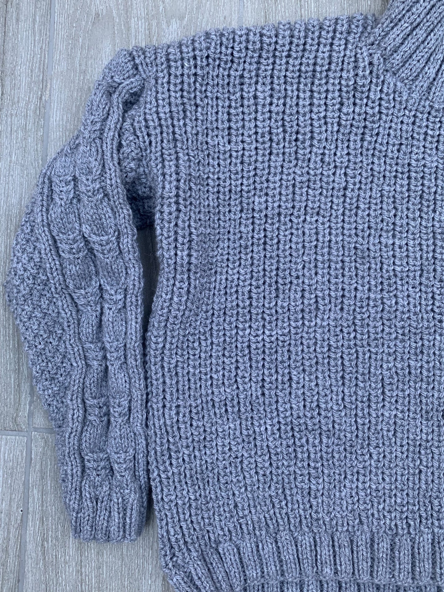 Ladies Oversize Sweater with Cable Panel on Sleeves, Aran, Celtic Grey, 36/38" (Medium)