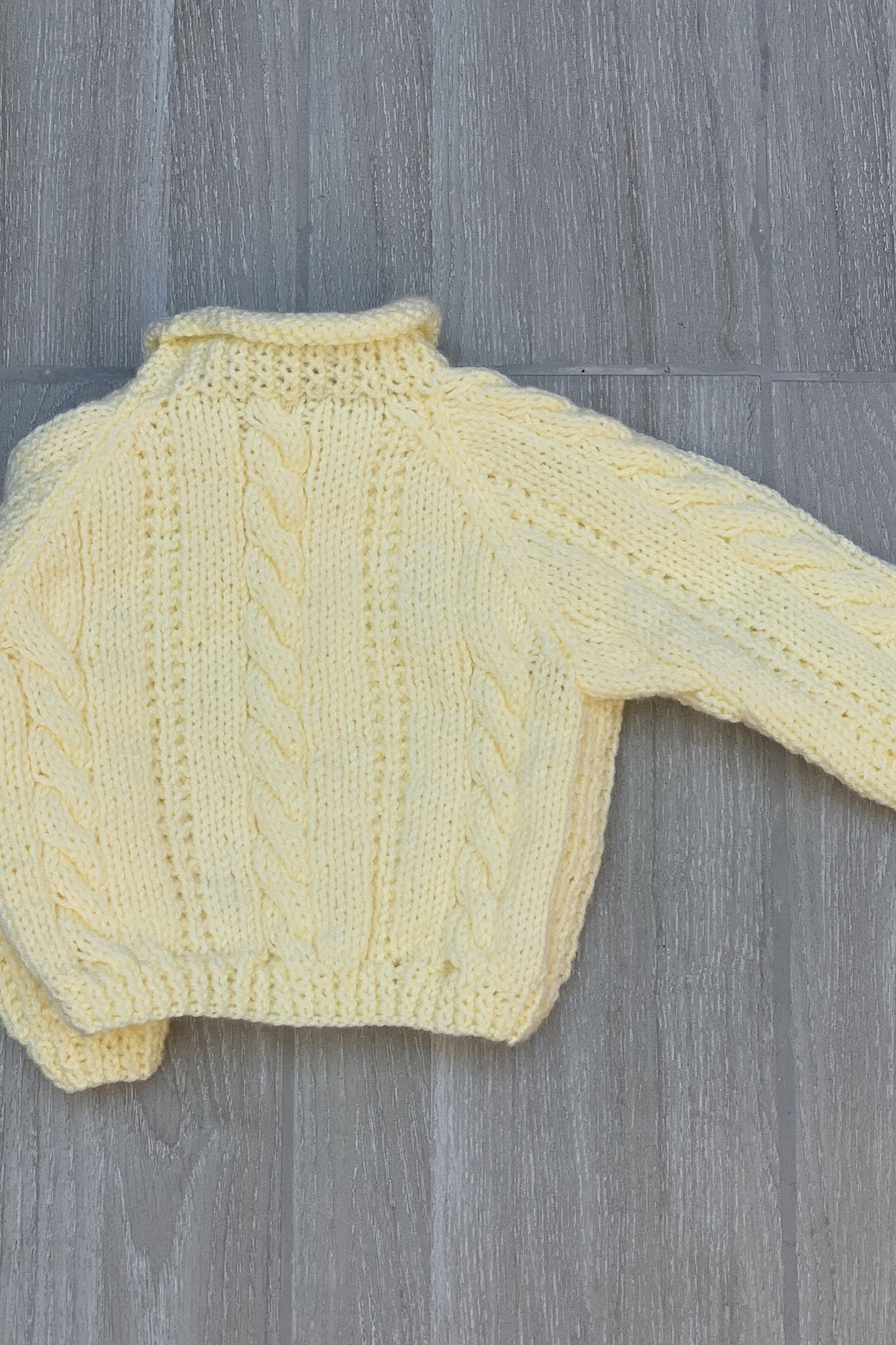 Child's Cabled Sweater w folded neckband (6-12 m)