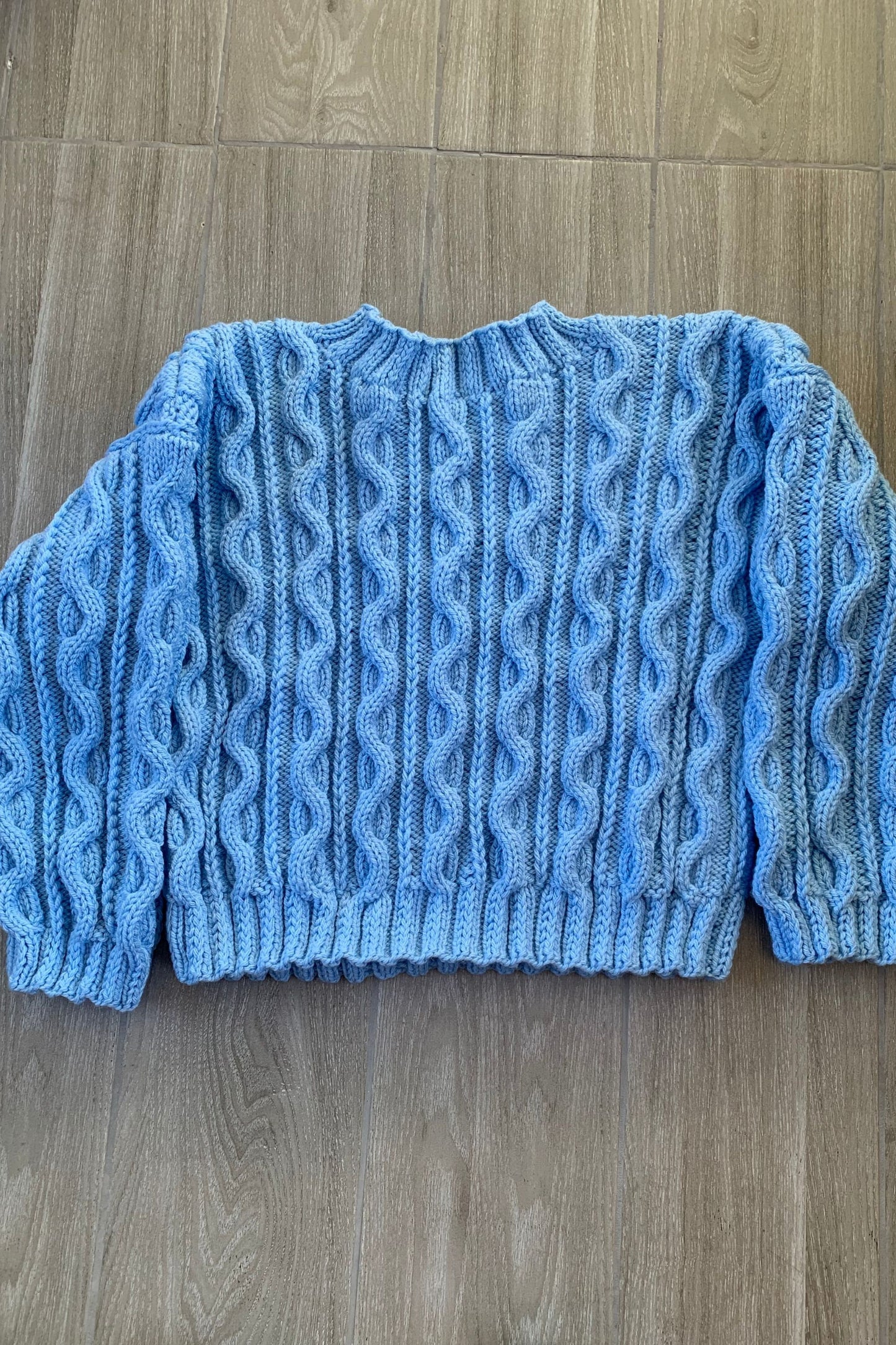 Ladies Chunky Sweater, Travelling Cable - Powder Blue (UK Medium/Large)